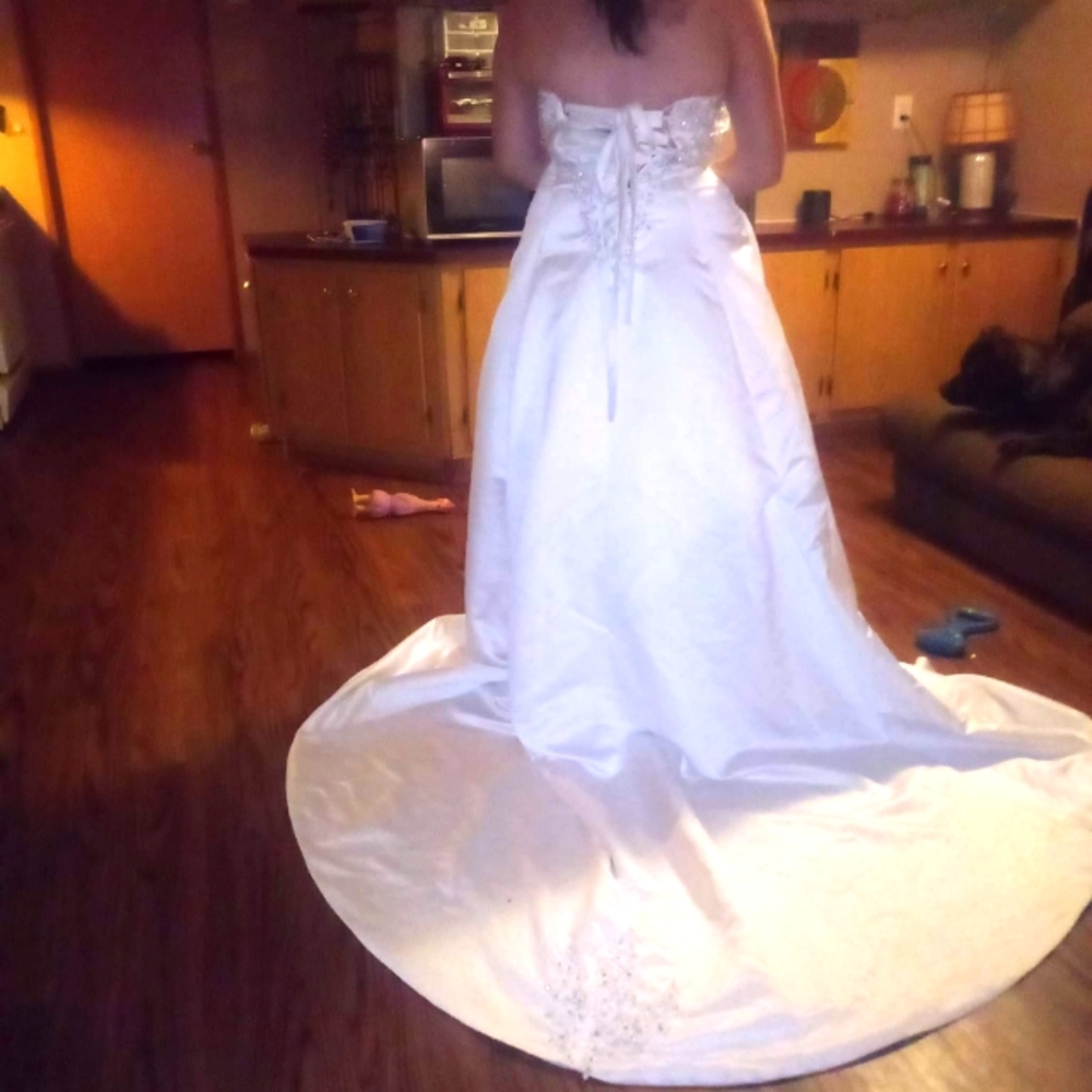 Wedding dress
